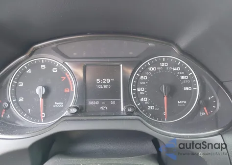 2011 Audi Q5 3.2 Premium Plus z USA, uszkodzony, nr VIN WA1DKAFP9BA041434